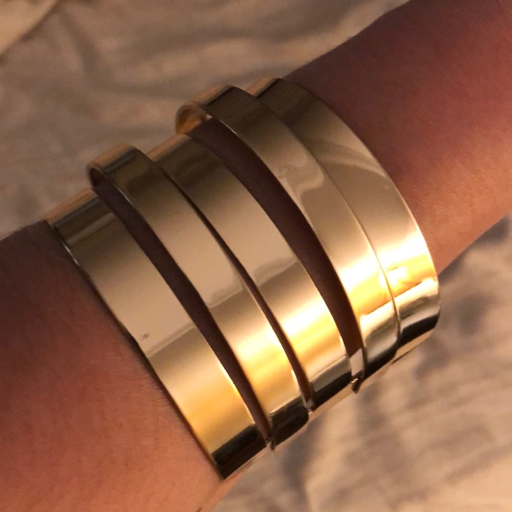 Nordstrom Gold Tone Stacked Cuff Bracelet Set